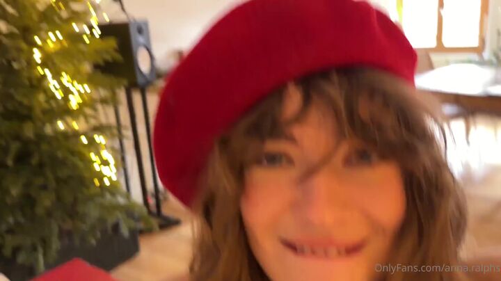 Anna Ralphs' Steamy Sex Tape Filmed in France