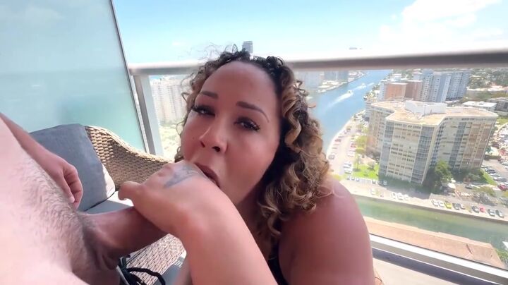 Raven Thick Handles Her Friend's Monster BWC