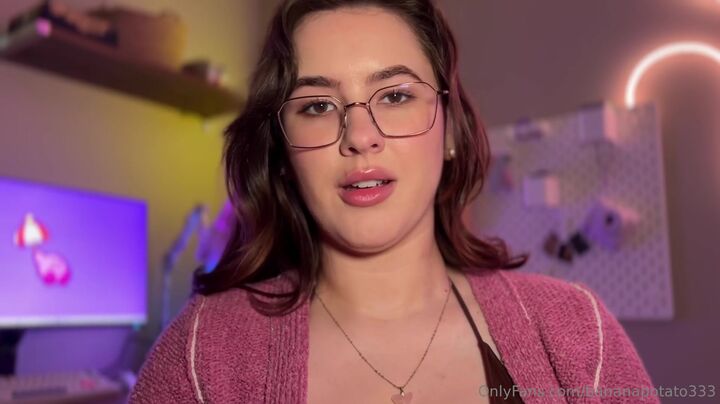 Bananapotato333: Deepthroat BJ Followed by Rough Fucking