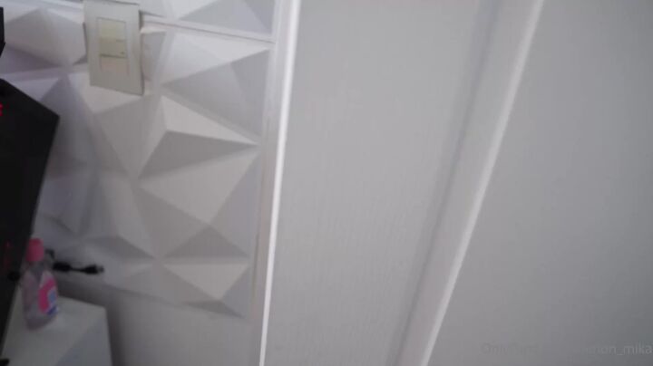 Demon Mika’s Bayonetta Cosplay: Gets Fucked Senseless